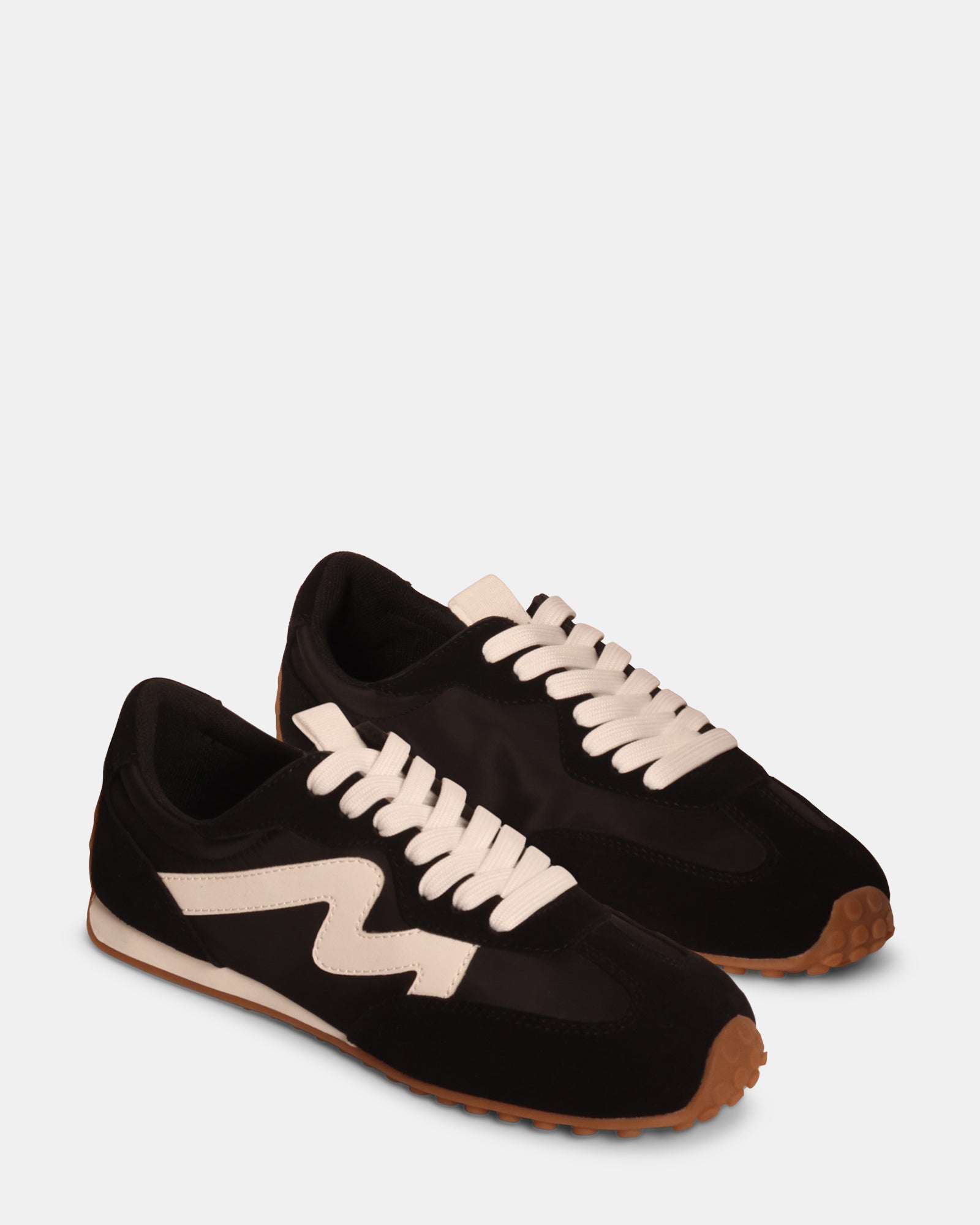 CASPER BLACK WHITE - Women's Shoes - Steve Madden Canada - view 3