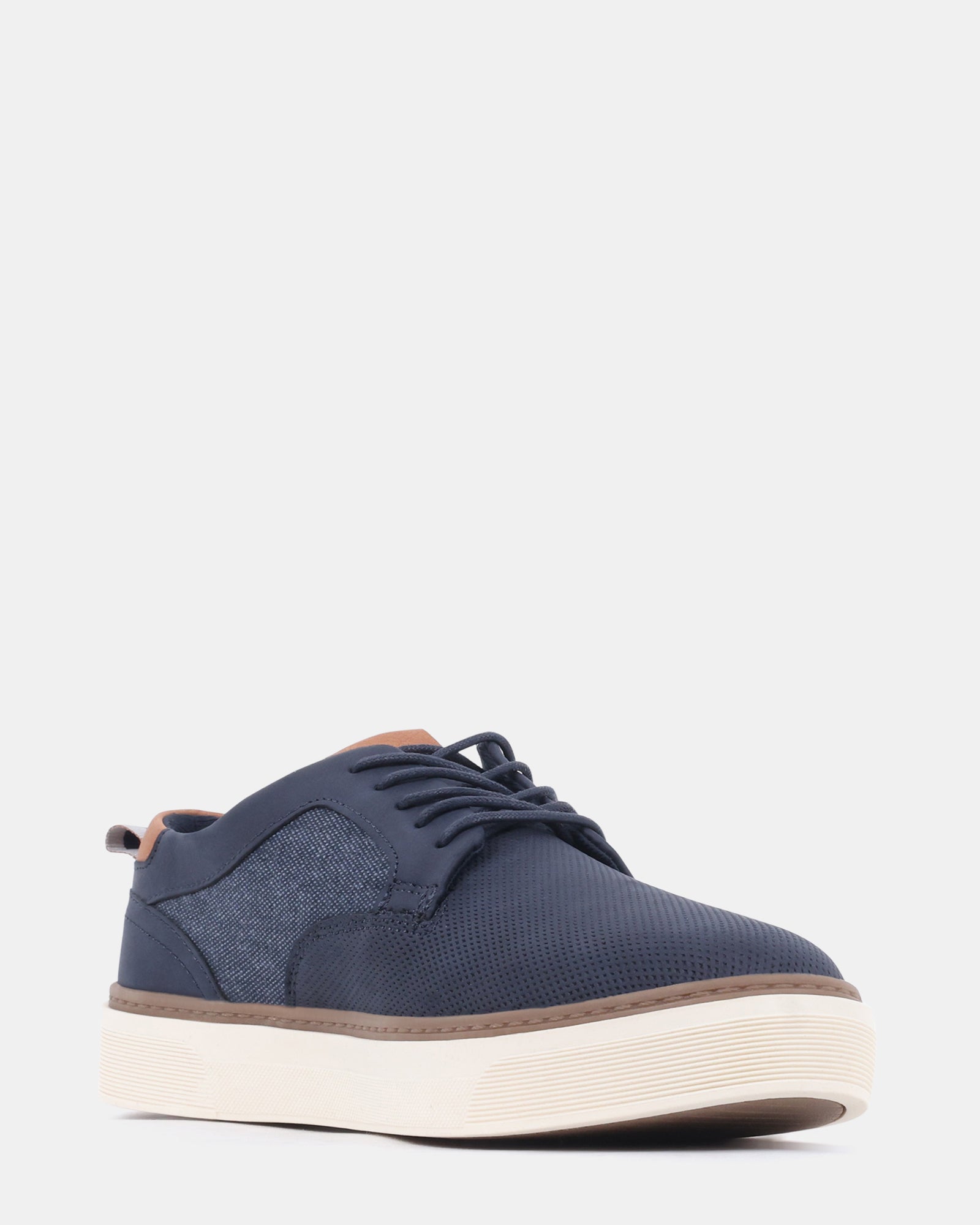 HASTINGSS NAVY NUBUCK - Men's Shoes - Steve Madden Canada - view 2