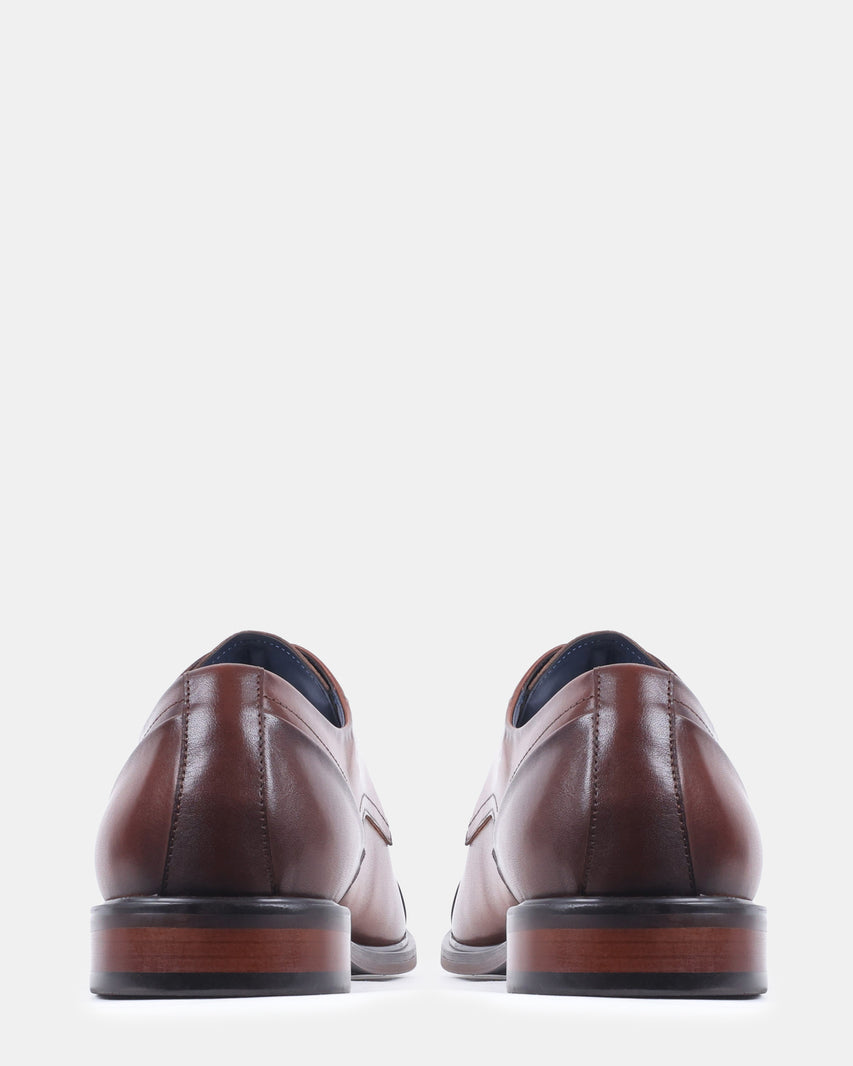 VANDER TAN LEATHER - Men's Shoes - Steve Madden Canada - view 5