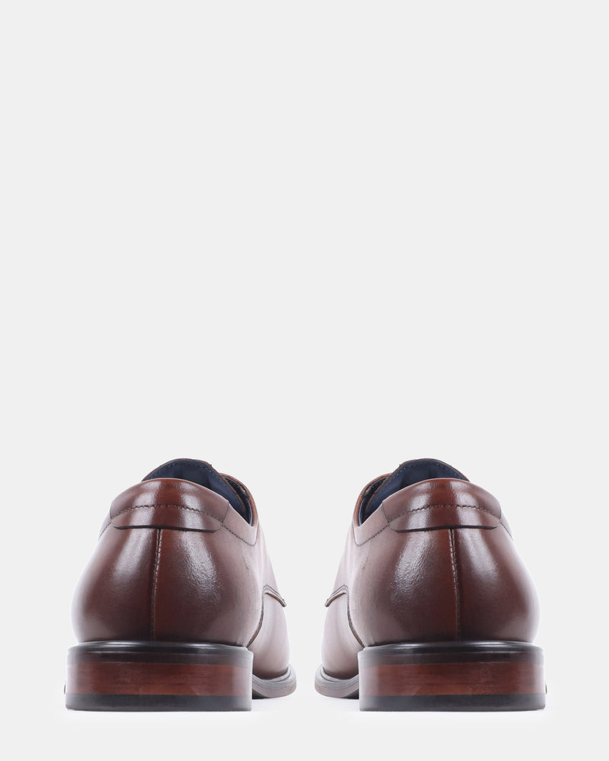 VICTOR TAN LEATHER - Men's Shoes - Steve Madden Canada - view 6