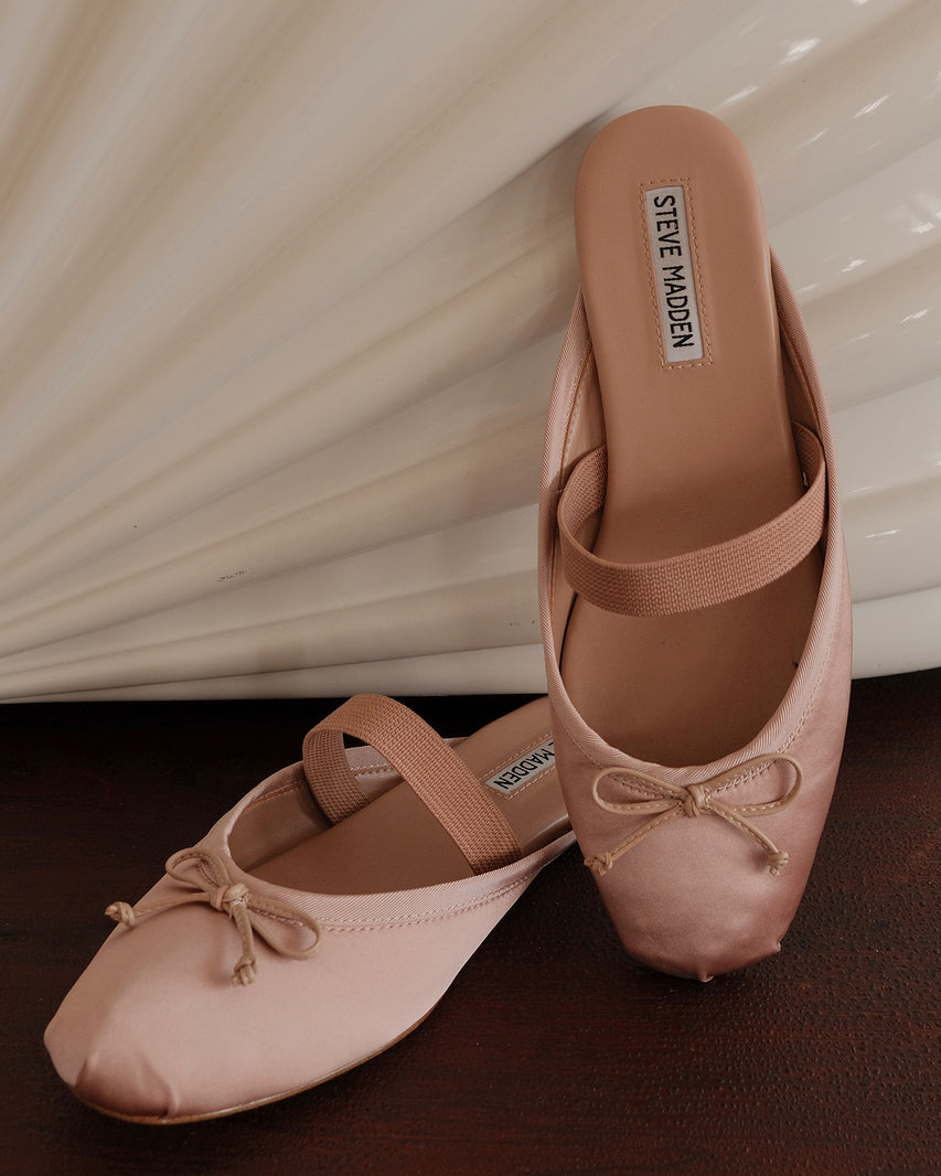 CUTESY BLUSH SATIN - Women's Shoes - Steve Madden Canada - view 12