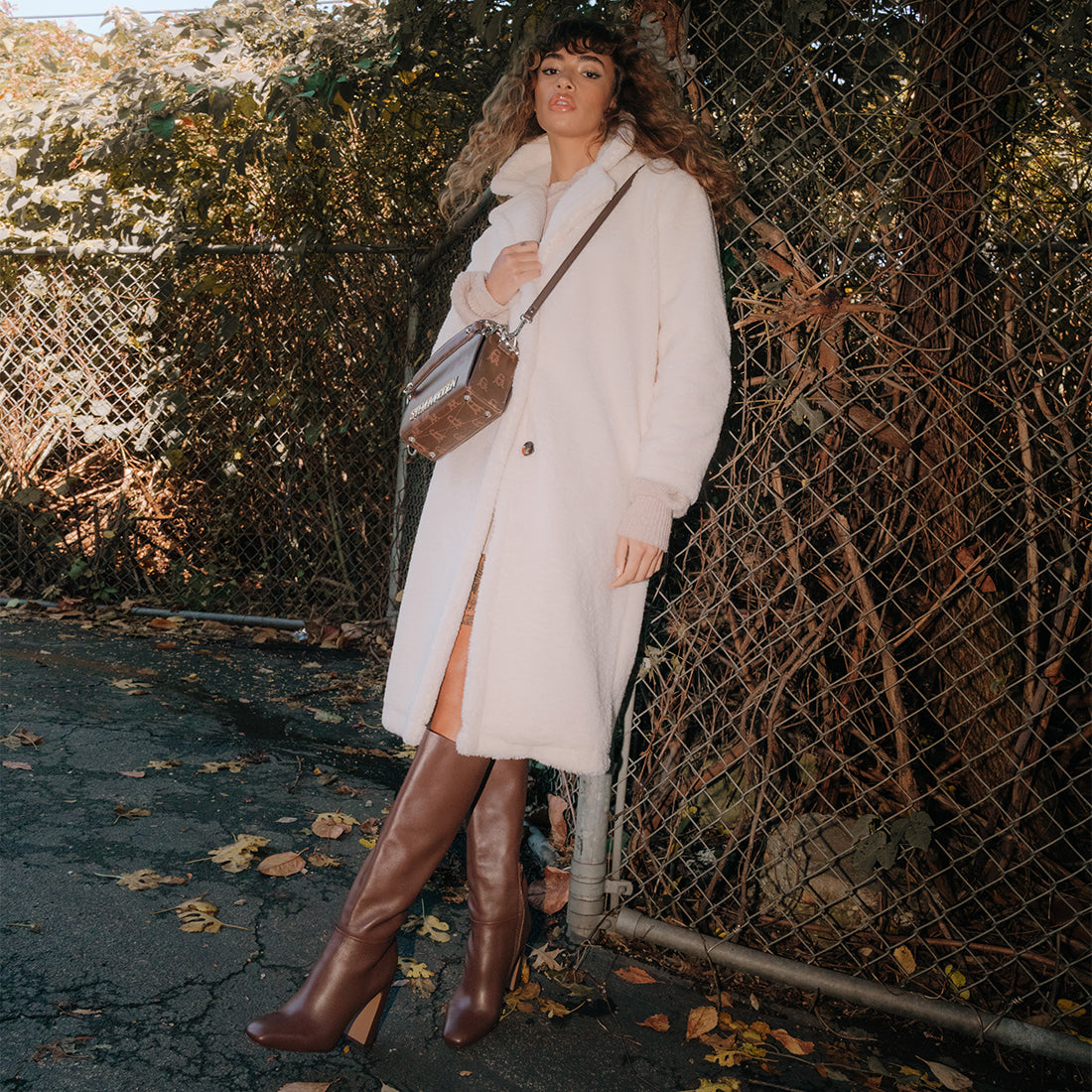 ALLYYY BROWN LEATHER - Women's Shoes - Steve Madden Canada - view 6